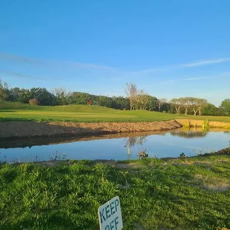 Relaxing 2-bedroom Holiday In Cornwall Liskeard